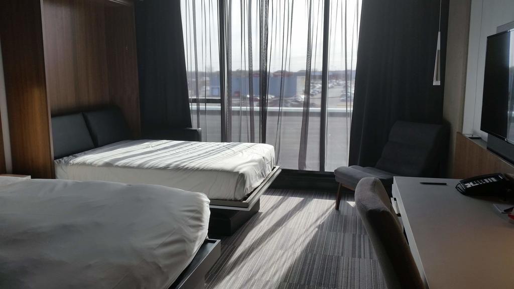 Grand Times Hotel Drummondville Eksteriør billede