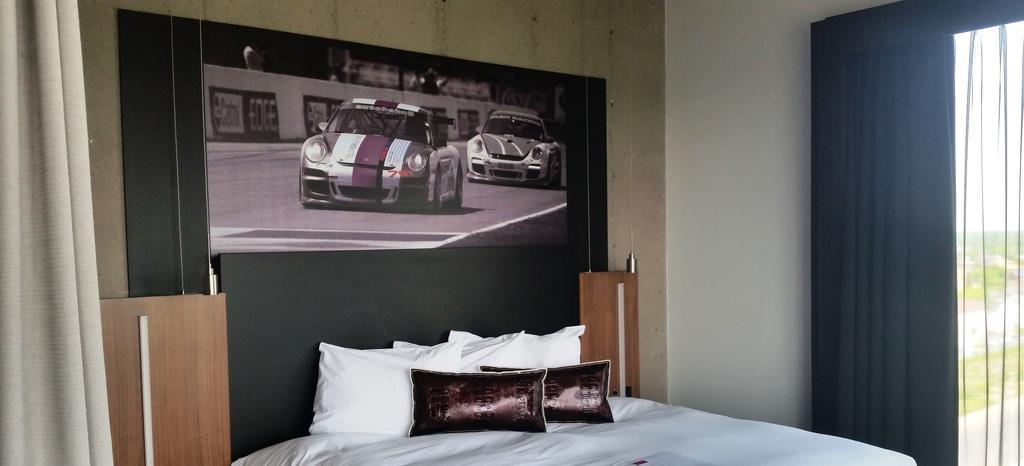 Grand Times Hotel Drummondville Eksteriør billede