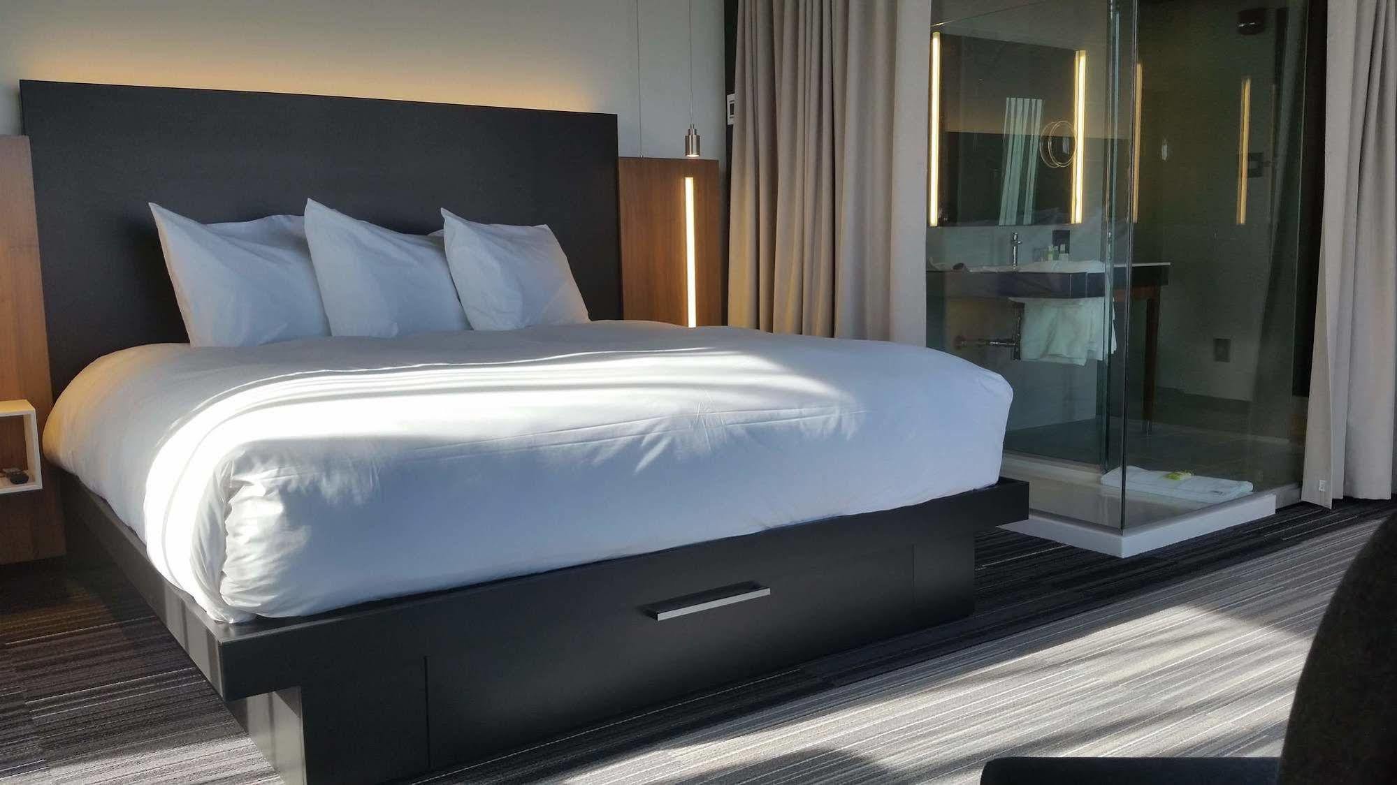 Grand Times Hotel Drummondville Eksteriør billede