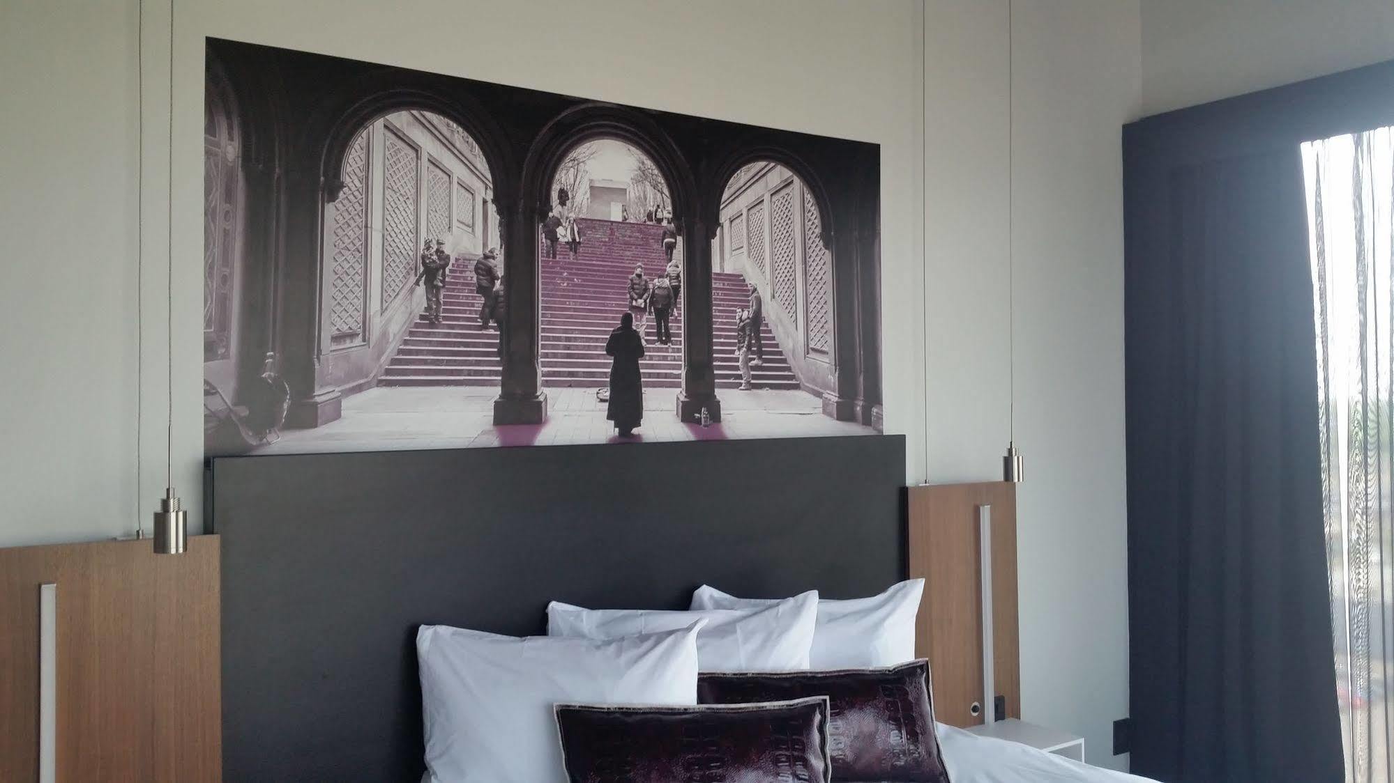 Grand Times Hotel Drummondville Eksteriør billede