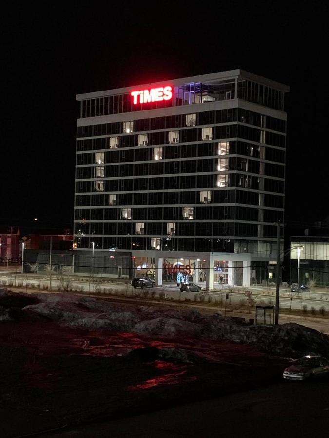 Grand Times Hotel Drummondville Eksteriør billede