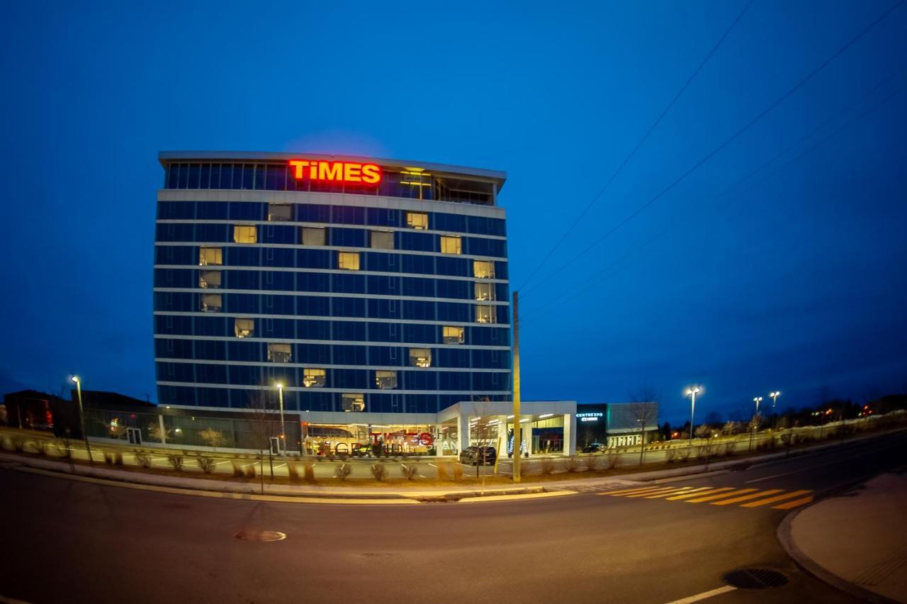 Grand Times Hotel Drummondville Eksteriør billede